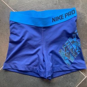Nike Women's Pro 3” Shorts Small Blue Snake Print